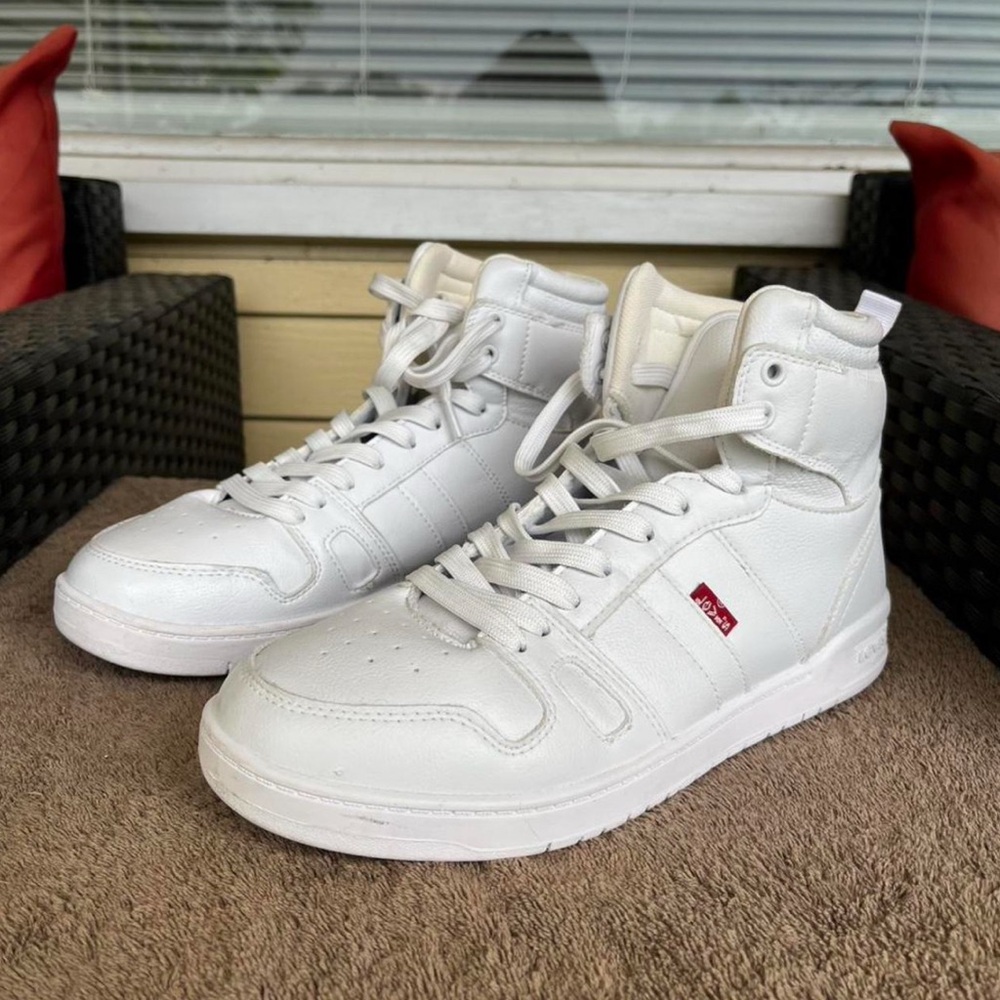Levi's Women's Classic White High-Tops